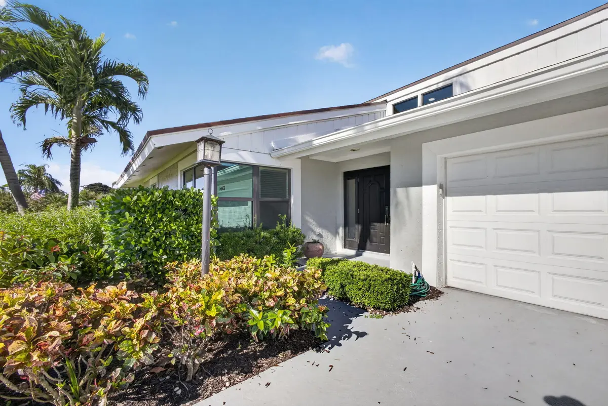 5-web-or-mls-5D1A1460 at 13504 Crosspointe Drive, Palm Beach Gardens