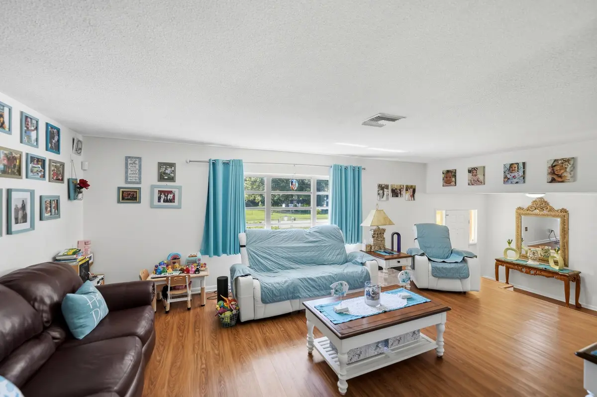 _DSC3993 at 3306 MEADOW Lane, Fort Pierce