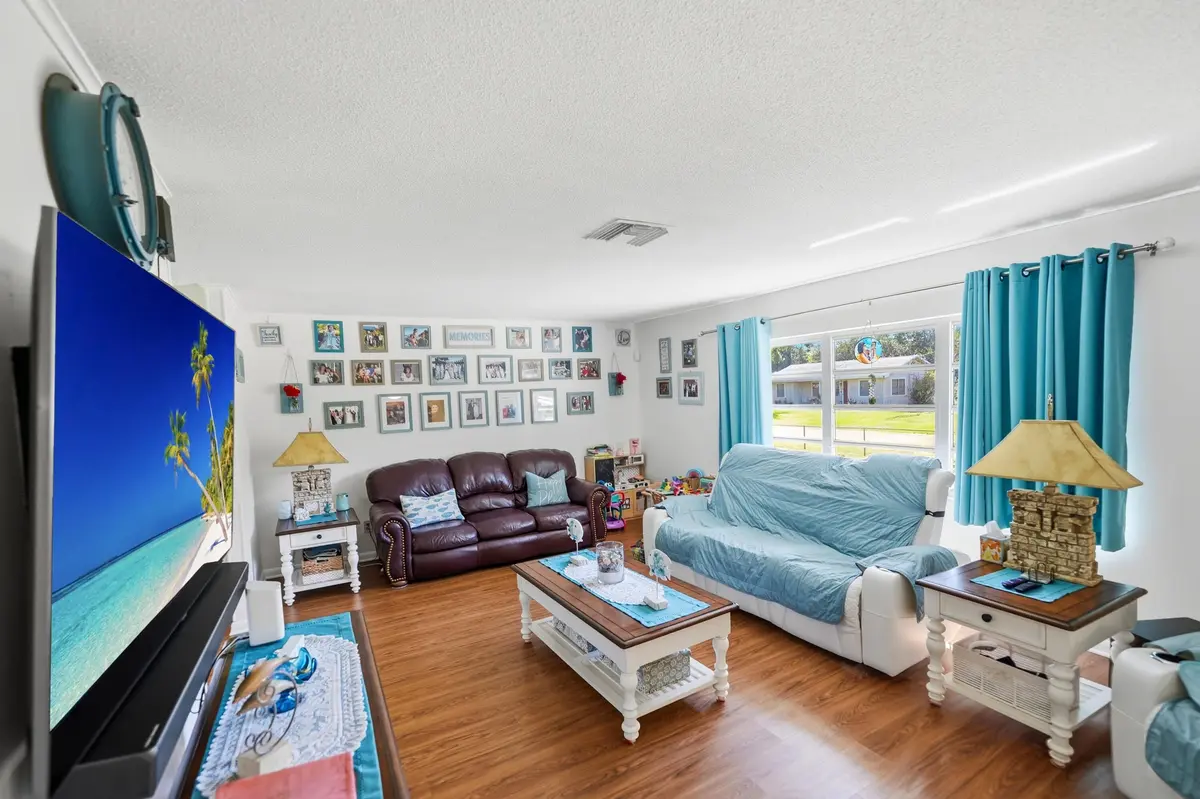_DSC3996 at 3306 MEADOW Lane, Fort Pierce