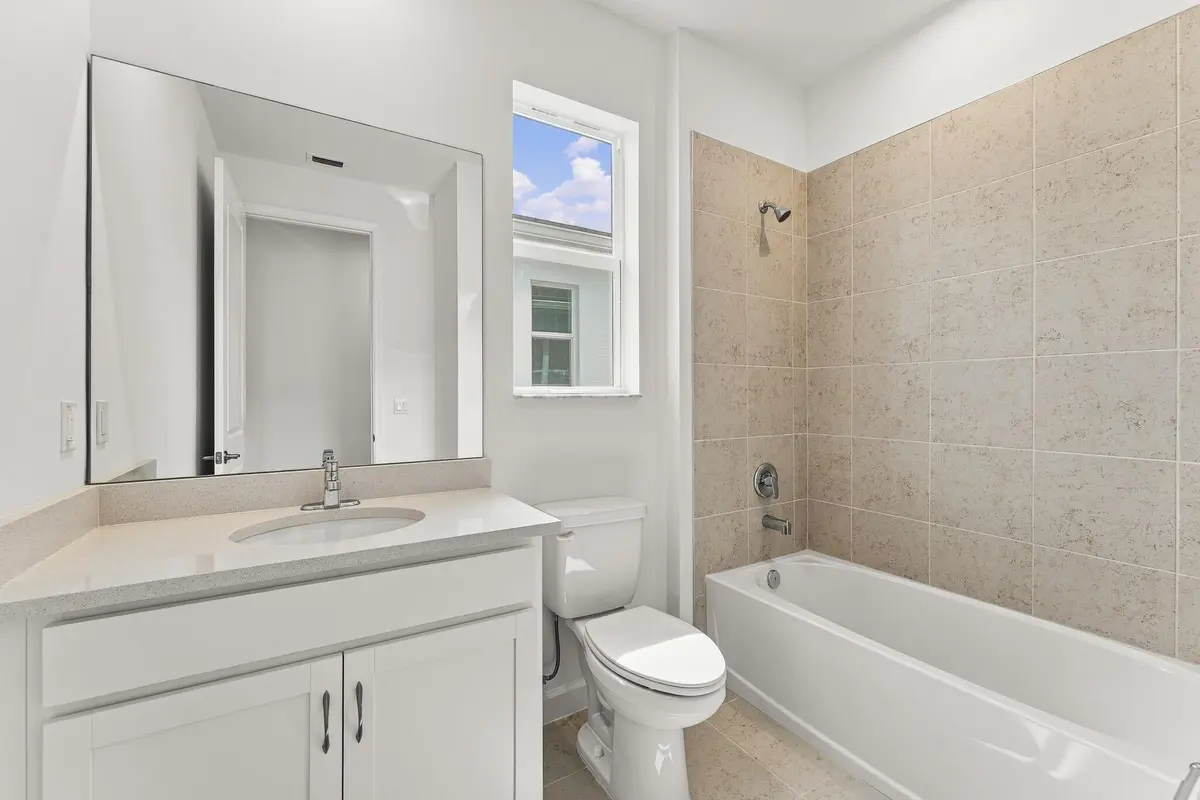 US_SEF_SAGE_LOT 233_BATH 2 at 11952 SW Pantone Street, Port St. Lucie