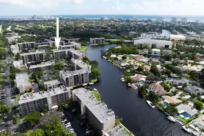 8 Royal Palm Way 2050, Boca Raton – Condominium for sale