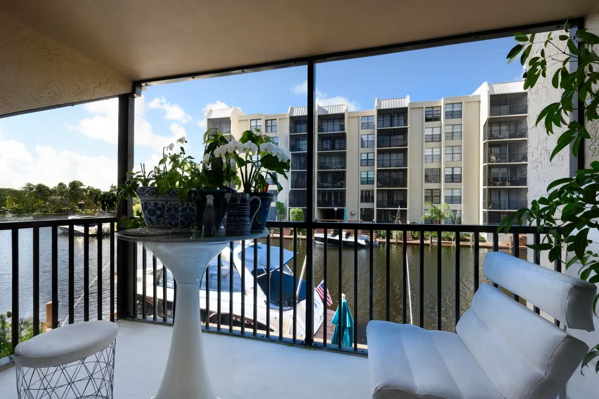 _DSC0056-2 at 8 Royal Palm Way 2050, Boca Raton
