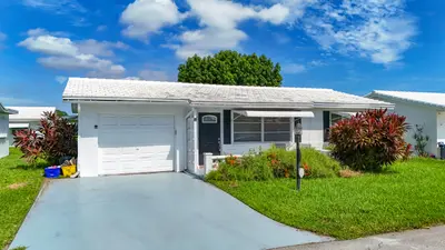 813 SW 5TH Court, Boynton Beach – Single Family Residence for sale