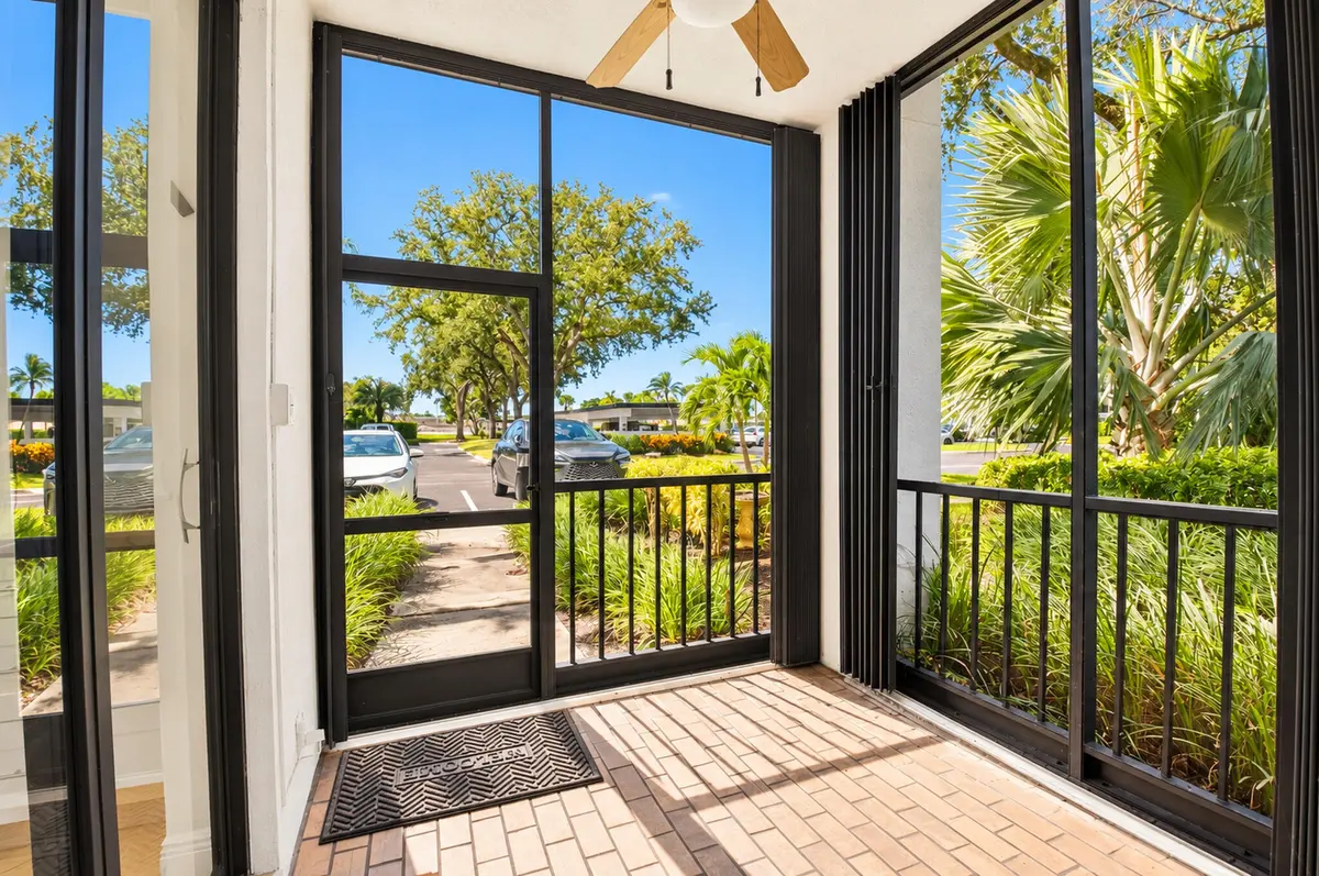 Screened Patio at 7786 Lakeside Boulevard 614, Boca Raton