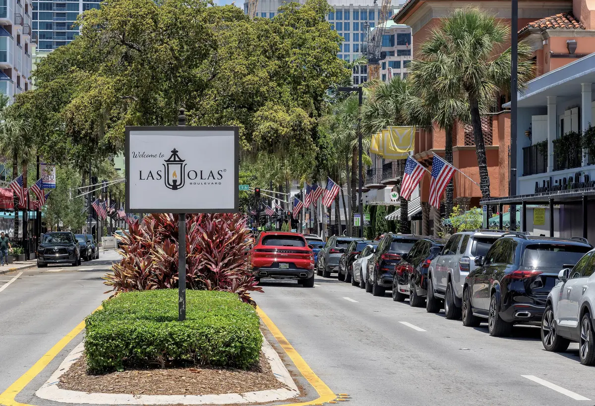 Las Olas at 415 NE 2nd Avenue, Fort Lauderdale