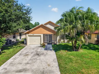 1323 Summit Run Circle, West Palm Beach – Single Family Residence for sale