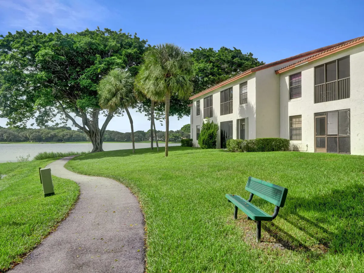 15-web-or-mls-DSC02625 at 300 Palmwood Place P206, Boca Raton