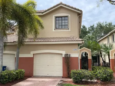4158 FOREST Drive, Weston – Townhouse for sale