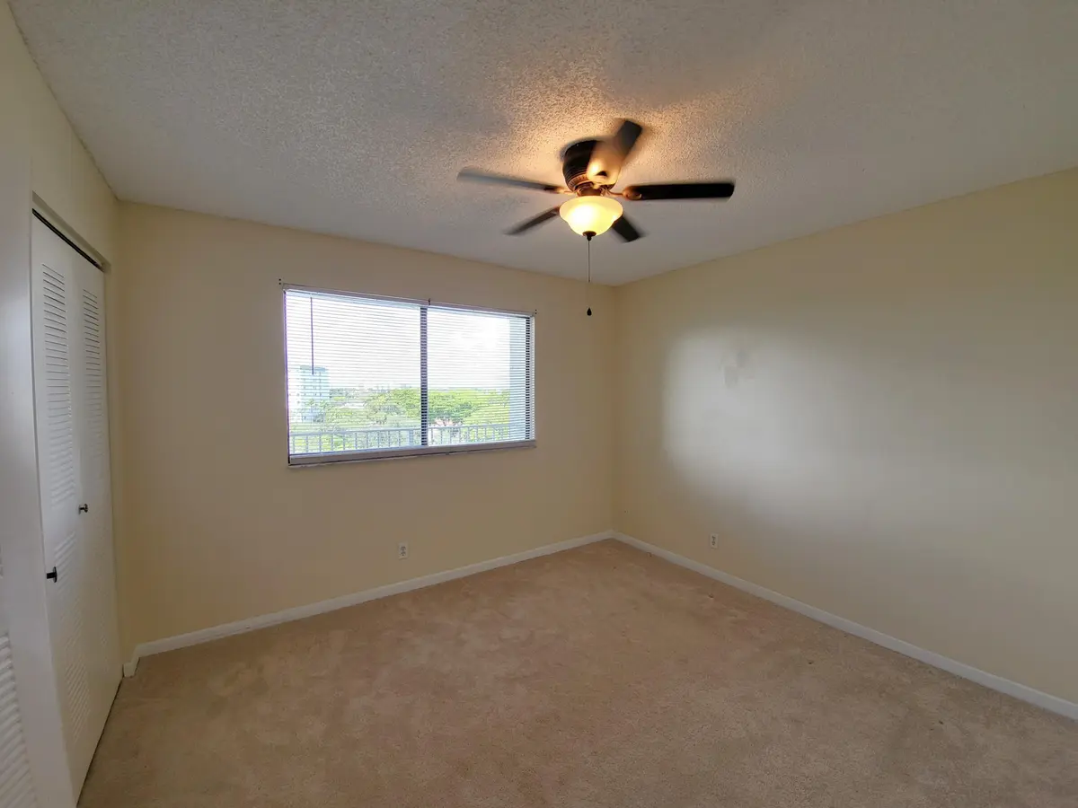 2232 N CYPRESS BEND Drive 707, Pompano Beach, FL – photo 5