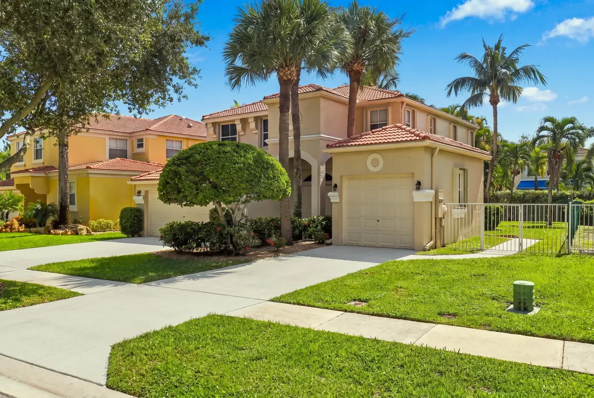 Garage_001 at 6346 Stonehurst Circle, Lake Worth