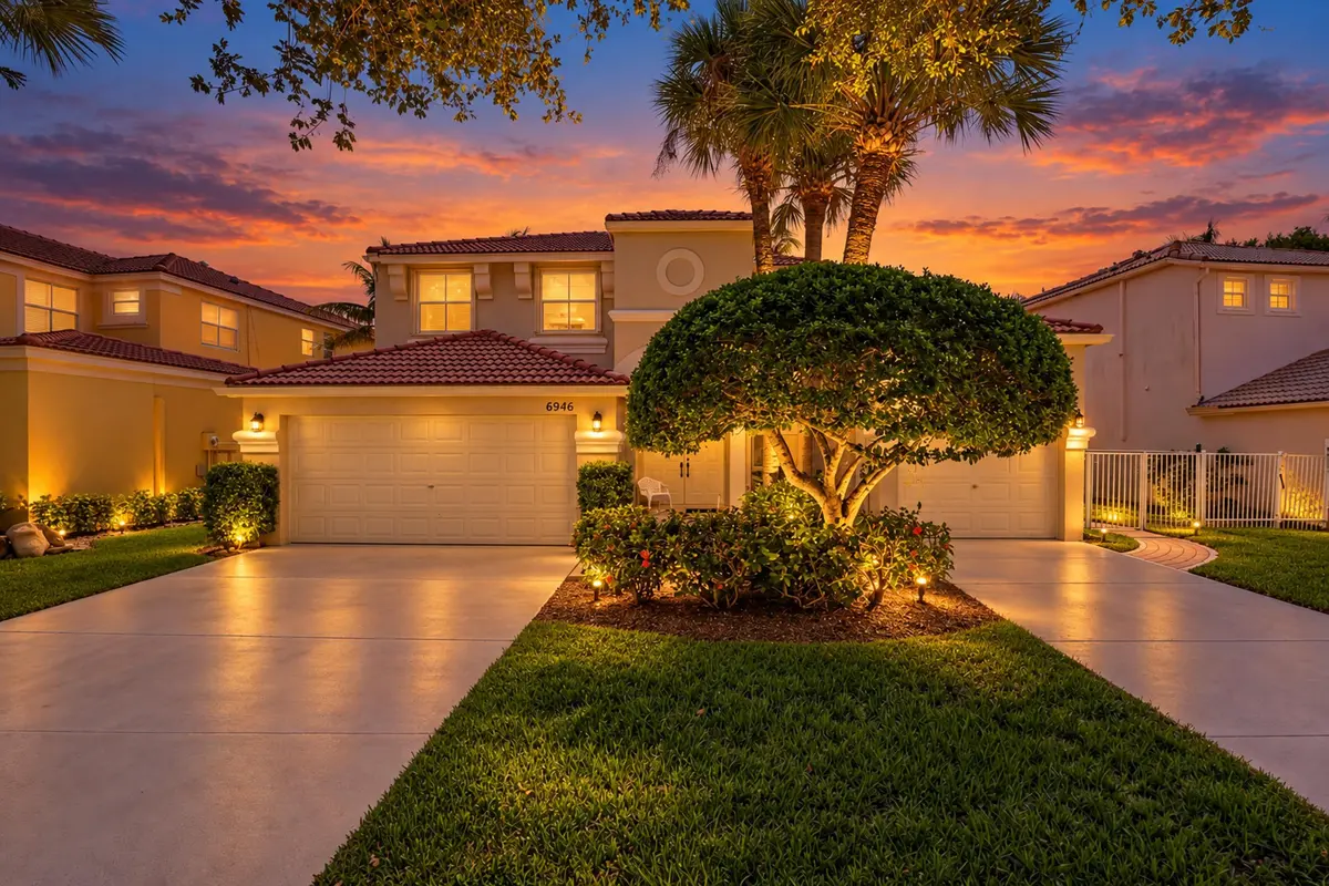 VT1 at 6346 Stonehurst Circle, Lake Worth