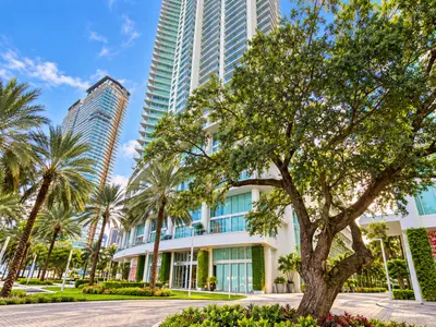 92 SW 3rd Street 4006, Miami – Condominium for rent