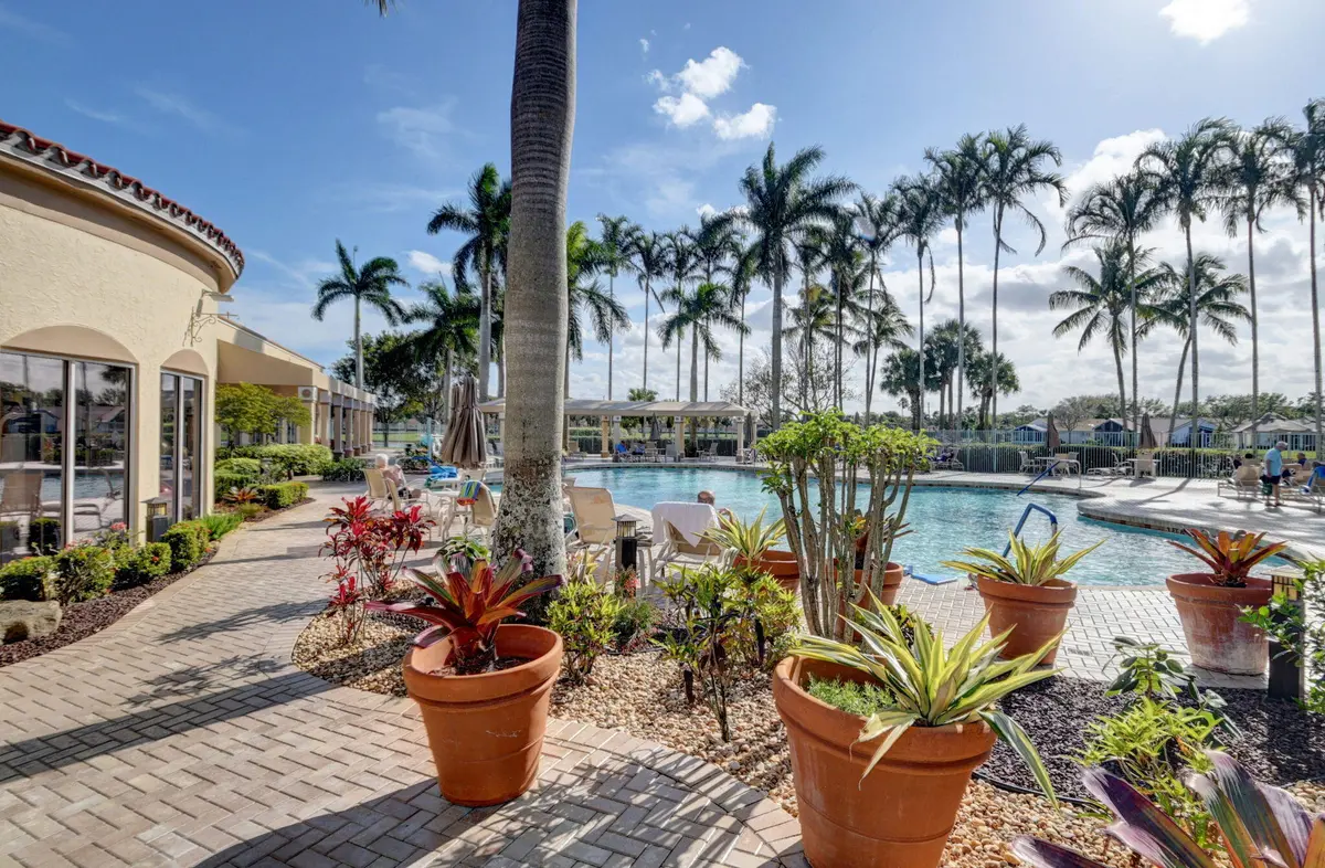 41-web-or-mls-56_dsc_5040_1_2_3_4 at 5952 Regal Glen Drive 203, Boynton Beach
