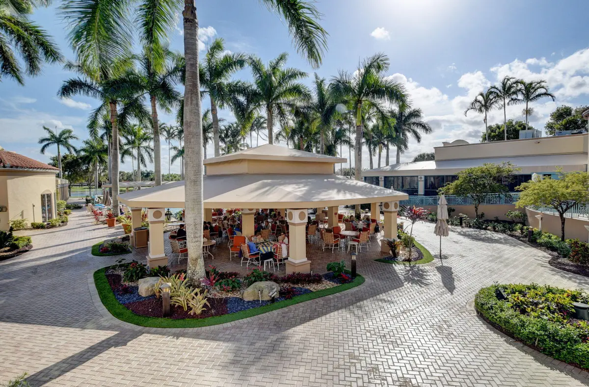 40-web-or-mls-55_dsc_5030_1_2_3_4 at 5952 Regal Glen Drive 203, Boynton Beach