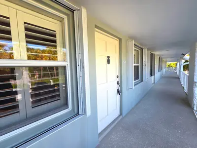 5550 N Ocean Boulevard 204, Ocean Ridge – Condominium for sale