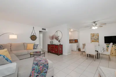1004 NEWPORT G 1004, Deerfield Beach – Condominium for sale
