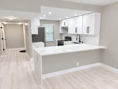 3900 Oaks Clubhouse Drive 101, Pompano Beach – Condominium for sale