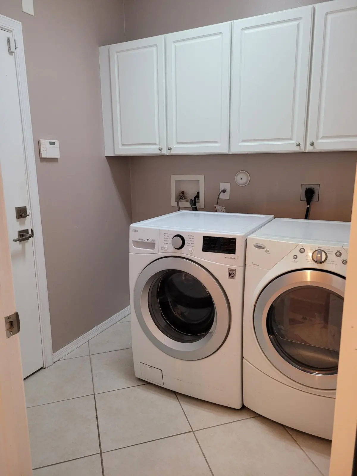 Lago laundry new at 9514 Lago Drive, Boynton Beach