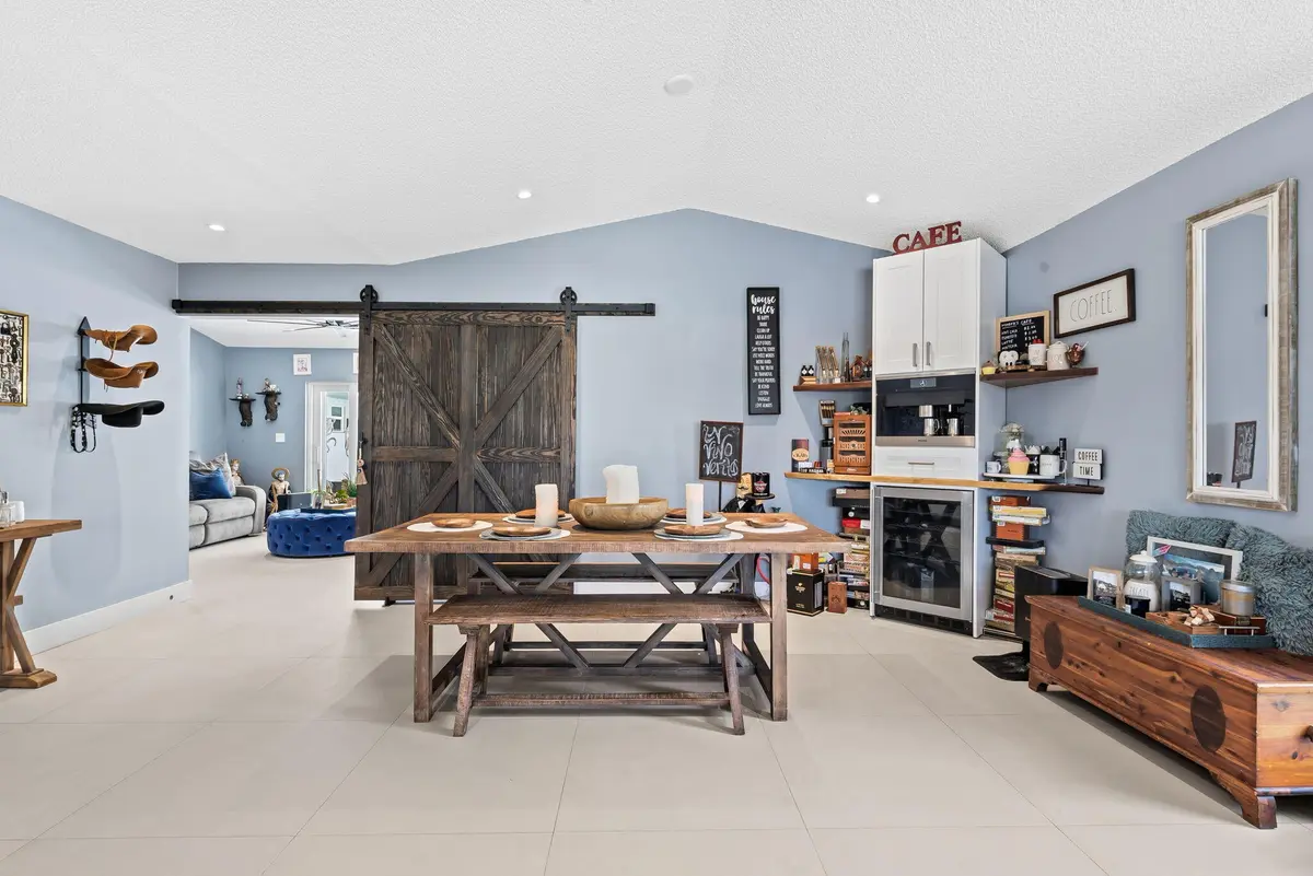 5-web-or-mls-_BWP9545 at 10110 SW 16TH Place, Davie
