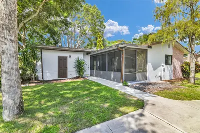 2822 SW NATURA Boulevard, Deerfield Beach – Single Family Residence for sale