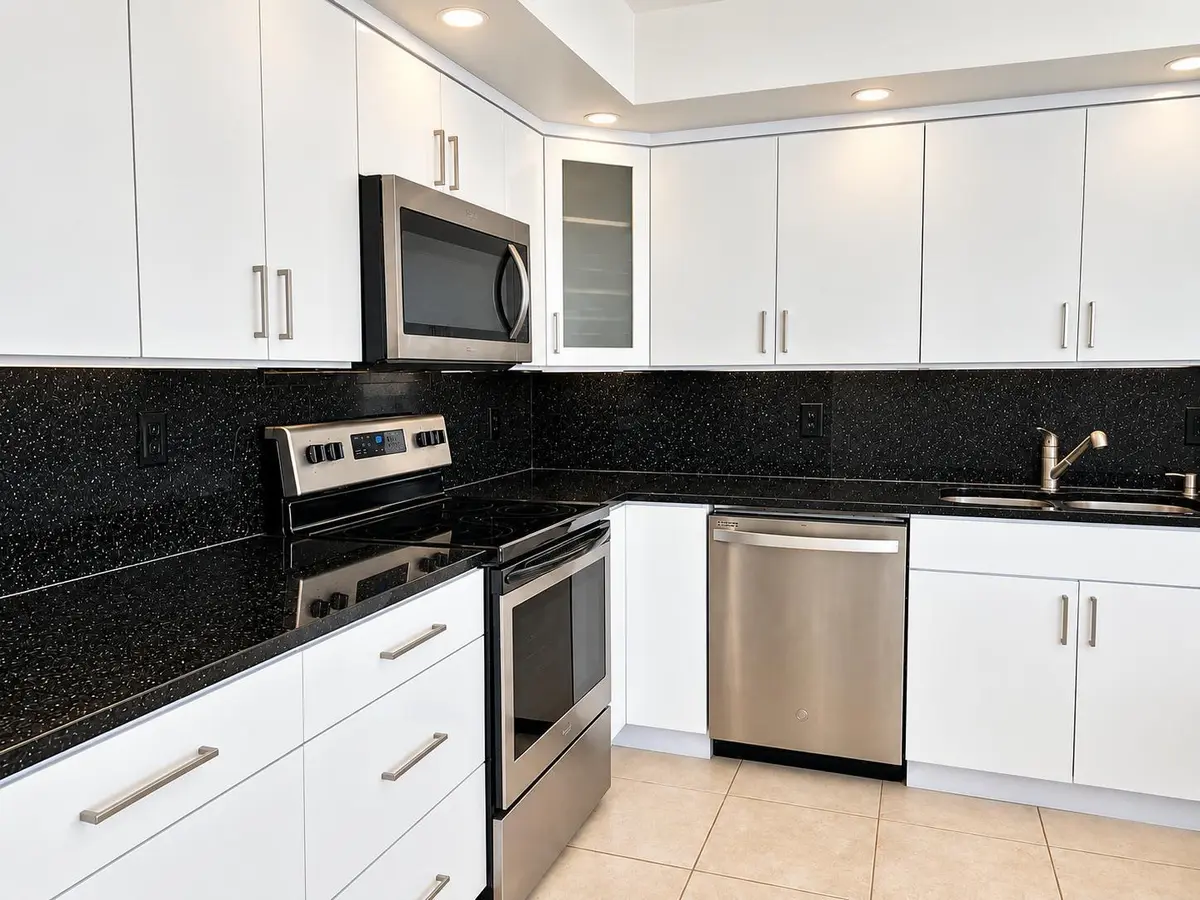 kitchen 1 at 2751 S OCEAN Drive 1703N, Hollywood