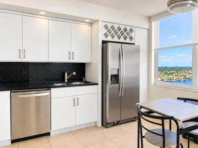 2751 S OCEAN Drive 1703N, Hollywood – Condominium for rent