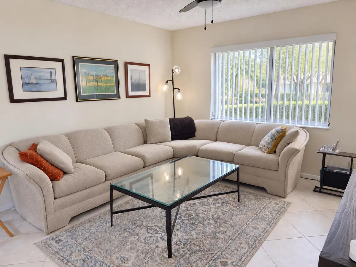 Den at 6364 Kings Gate Circle, Delray Beach
