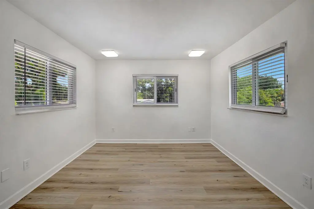 primary bedroom upstairs at 5615 FREEDOM Street, Hollywood