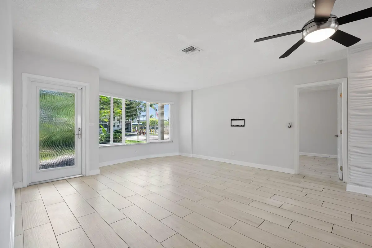 2255 SE 12th St Pompano Beach-7 at 2265 SE 12TH Street, Pompano Beach