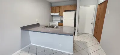 2501 Riverside Drive 513-A, Coral Springs – Condominium for rent
