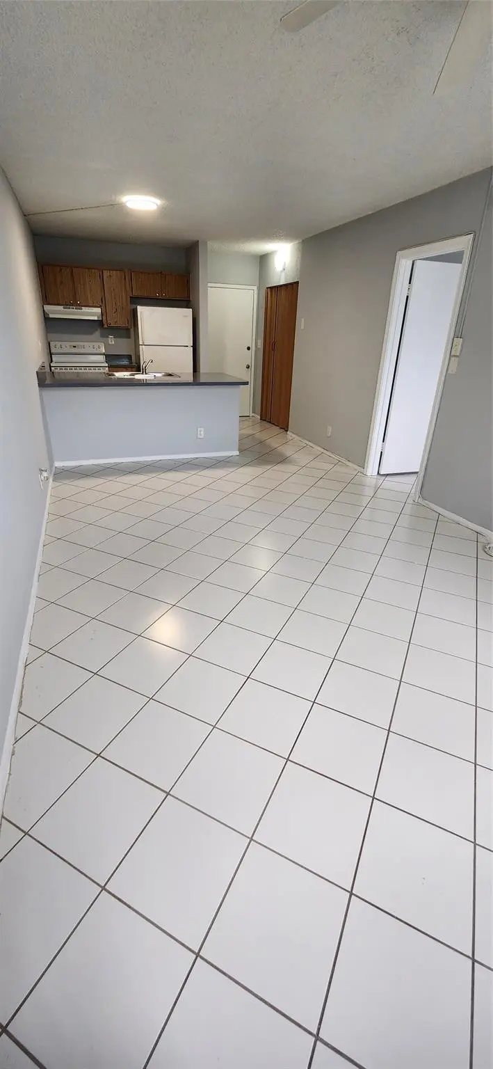 Photo 9 at 2501 Riverside Drive 513-A, Coral Springs