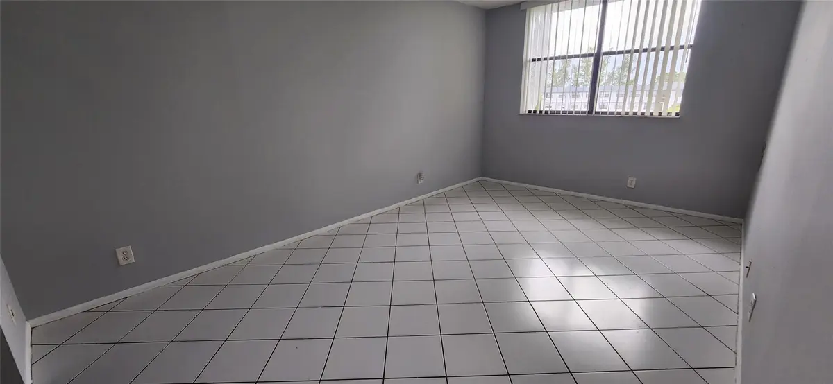 Photo 11 at 2501 Riverside Drive 513-A, Coral Springs