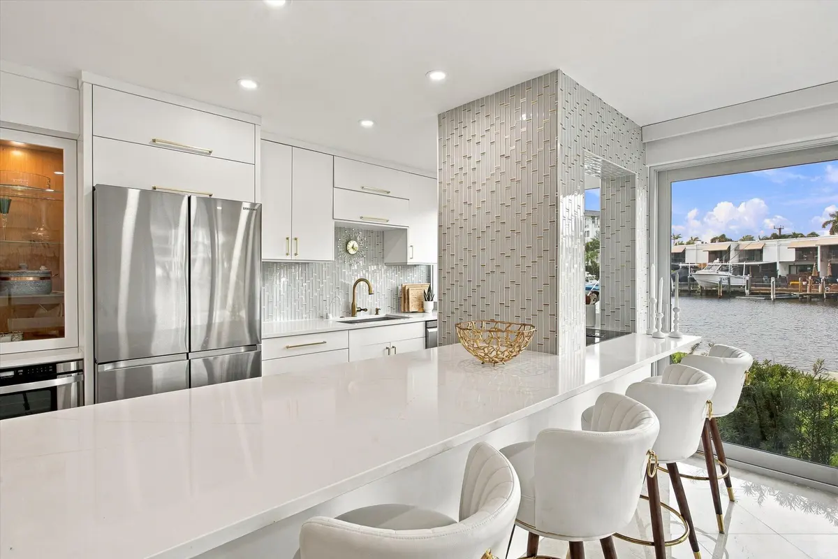 20-photo-d-44 at 180 Isle Of Venice Drive 102, Fort Lauderdale