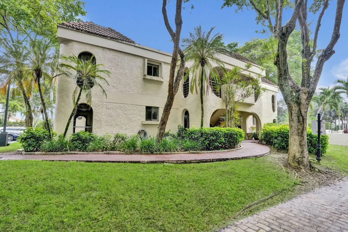 3-web-or-mls-DSC09065 at 6314 Longboat Lane 104, Boca Raton
