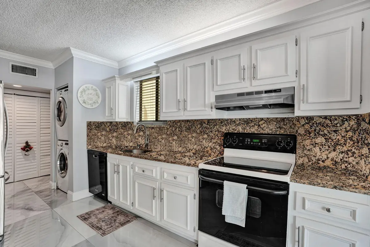 28-web-or-mls-DSC09023 at 6314 Longboat Lane 104, Boca Raton
