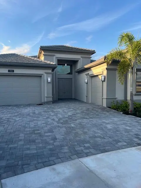 Front at 11068 Gln Orch Lane, Boynton Beach