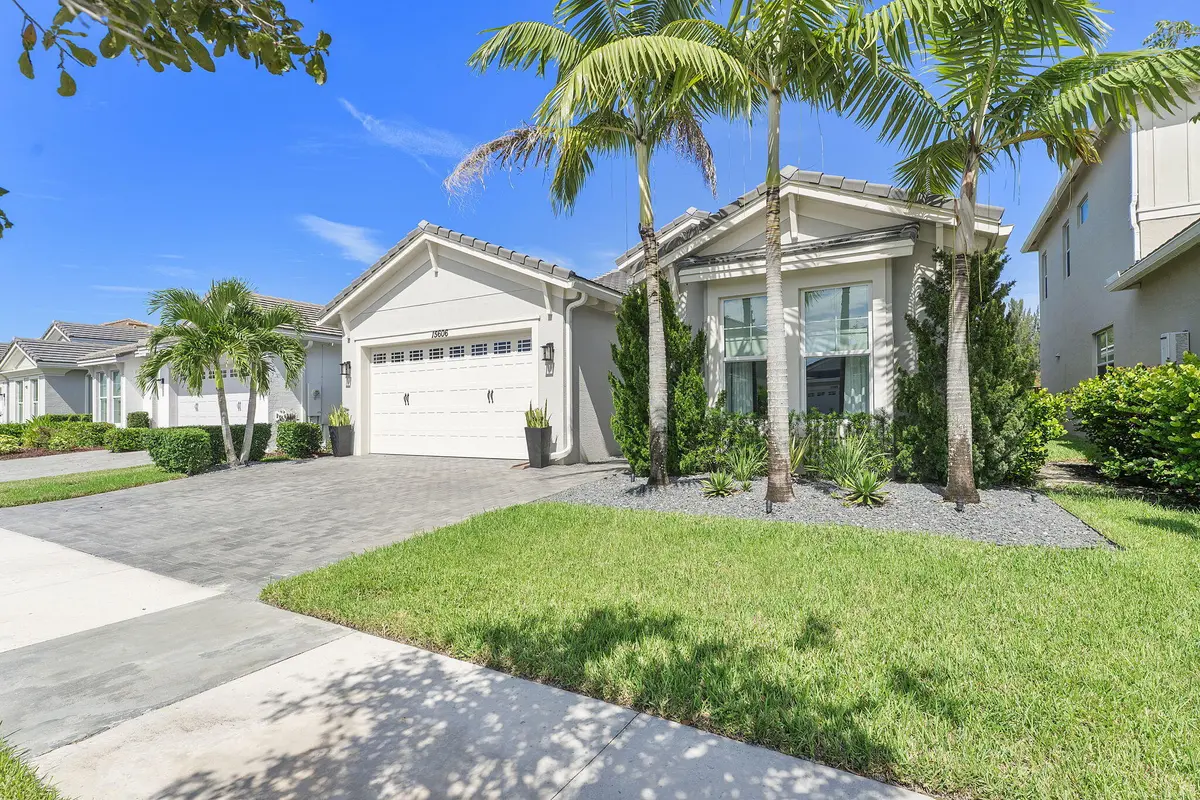 2-web-or-mls-DSC02403 at 15606 Goldfinch Circle, Westlake
