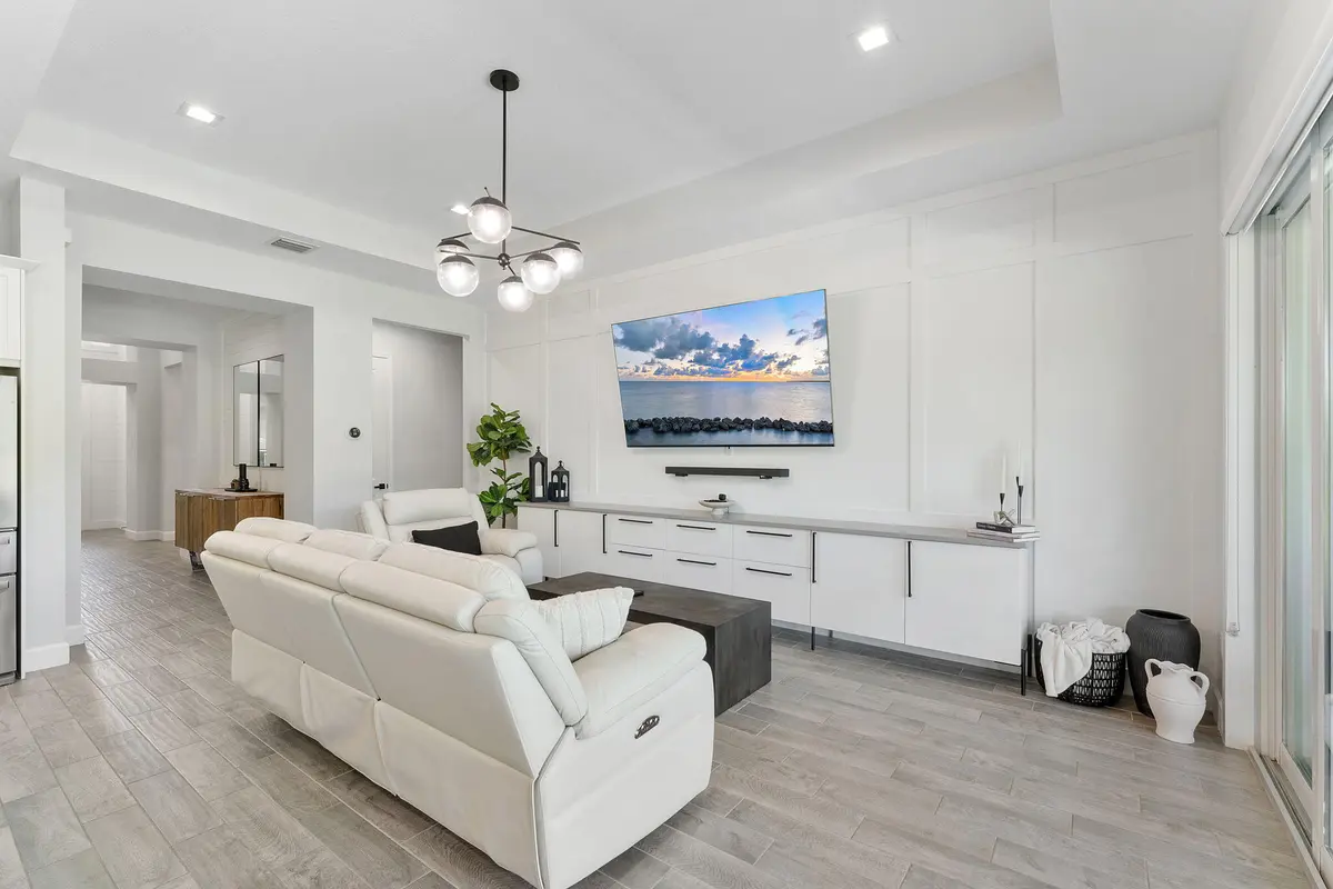 29-web-or-mls-DSC02530 at 15606 Goldfinch Circle, Westlake