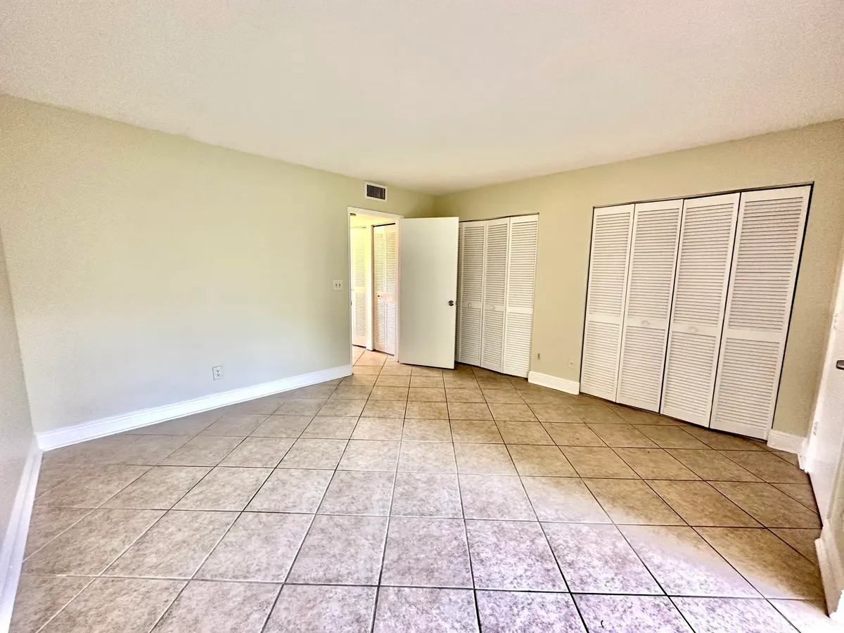 44501744-81B3-4A84-95CE-A601A5F00932 at 1405 Meadows Circle, Boynton Beach