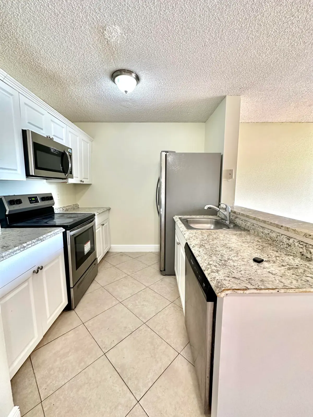 EED48214-17E9-4496-9524-54297E5EC176 at 1405 Meadows Circle, Boynton Beach