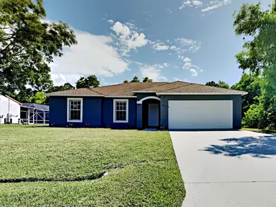 2052 SE HEATHWOOD Circle, Port St. Lucie – Single Family Residence for rent