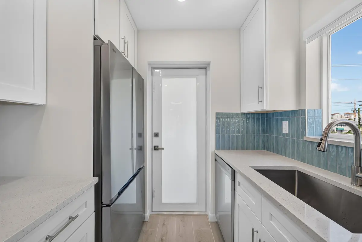 10-8I8A1865 at 331 SW 8TH 3F, Boca Raton