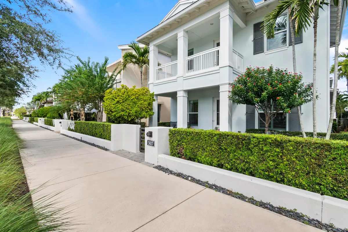 02-JLC_6140 at 5017 Grandiflora Road, Palm Beach Gardens
