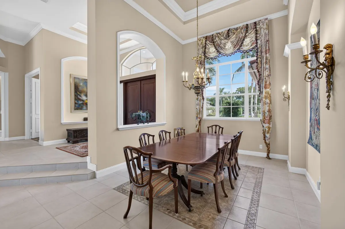 DINING AREA at 42 Windward Isle, Palm Beach Gardens