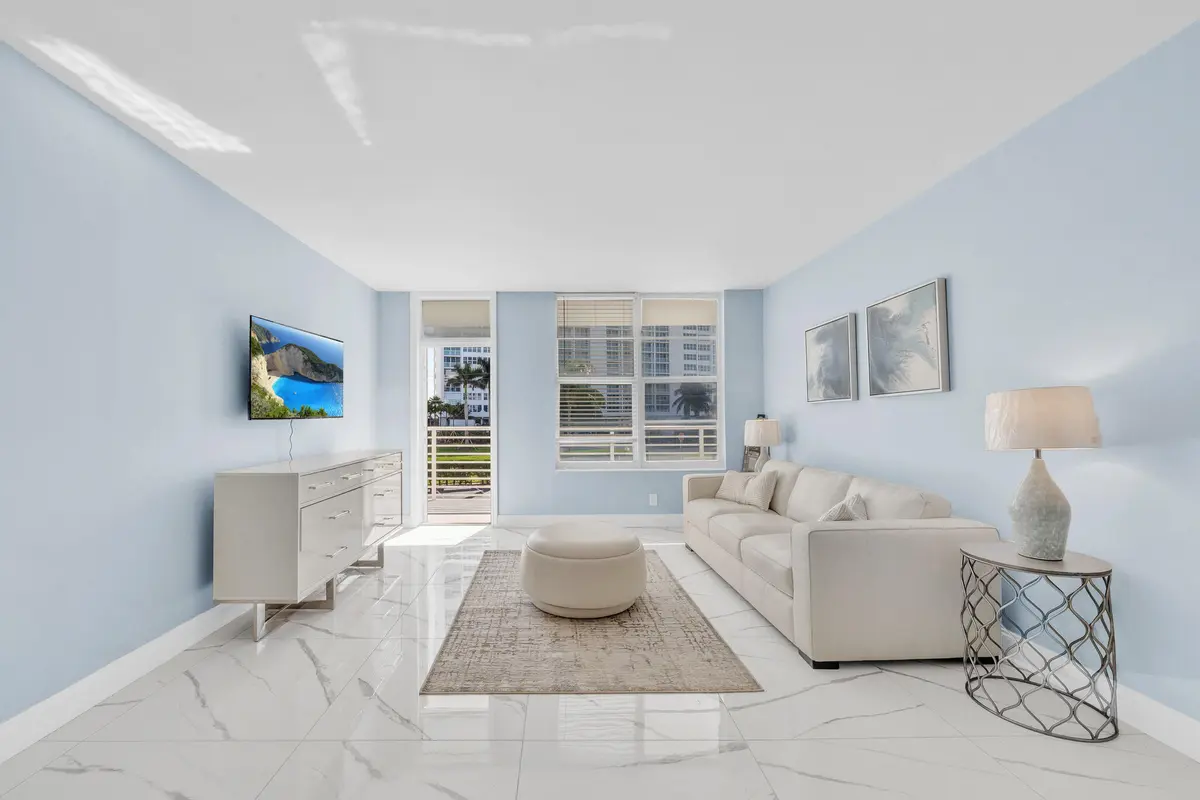 3 Living Area (1) at 2851 S Ocean Boulevard, Boca Raton