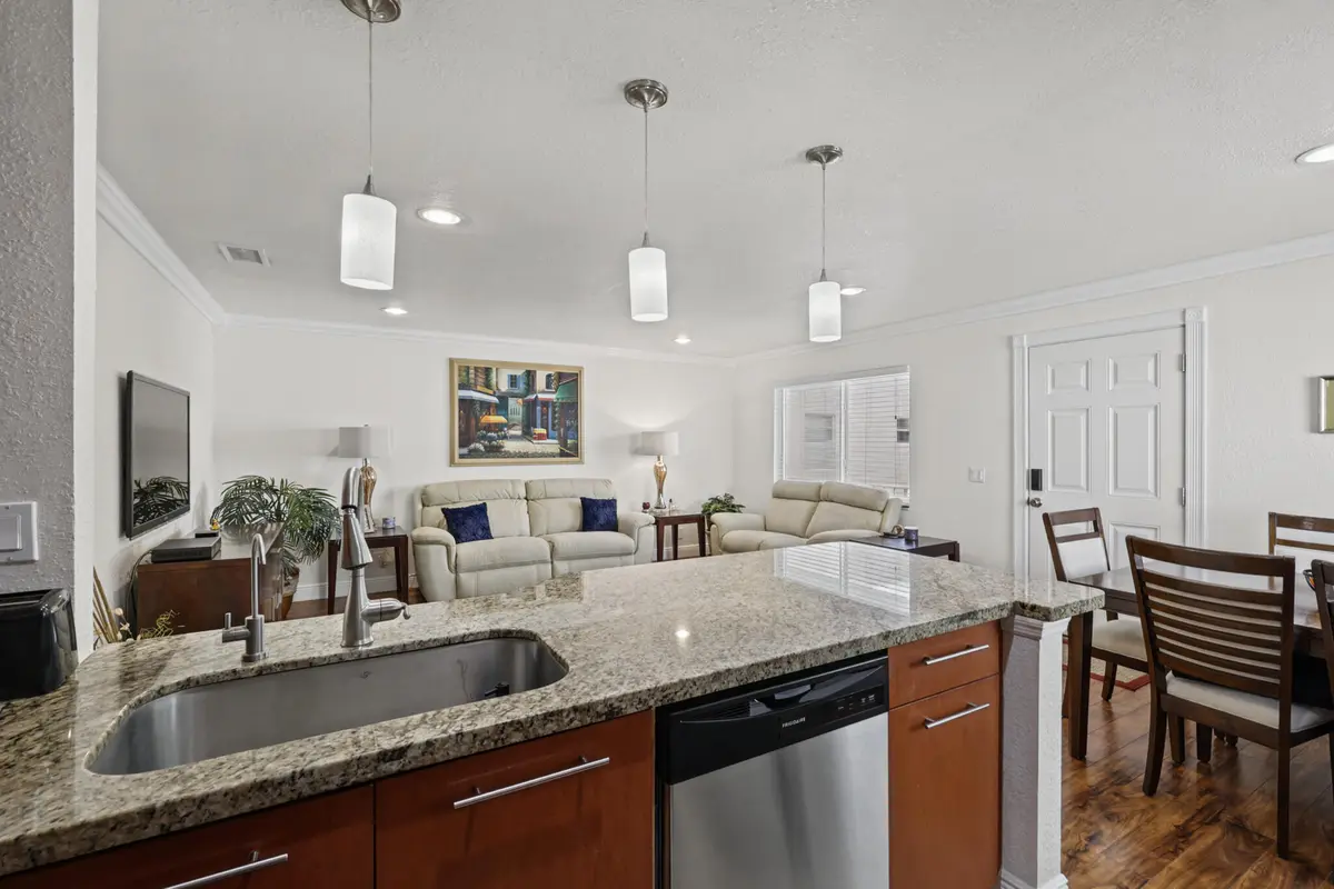 LG-17 at 379 CAPRI H, Delray Beach