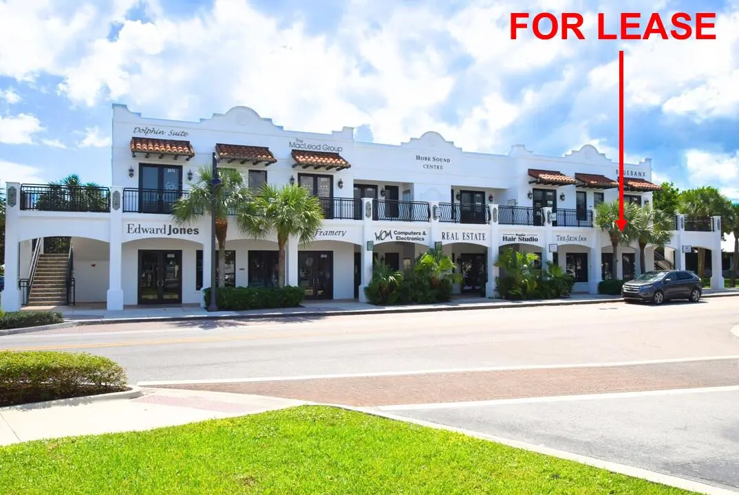 8930 SE Bridge Road at 8930 SE BRIDGE Road 8930, Hobe Sound
