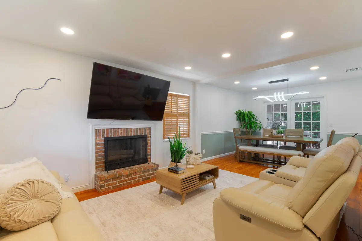7-web-or-mls-DSC01254 at 1551 Wyndcliff Drive, Wellington