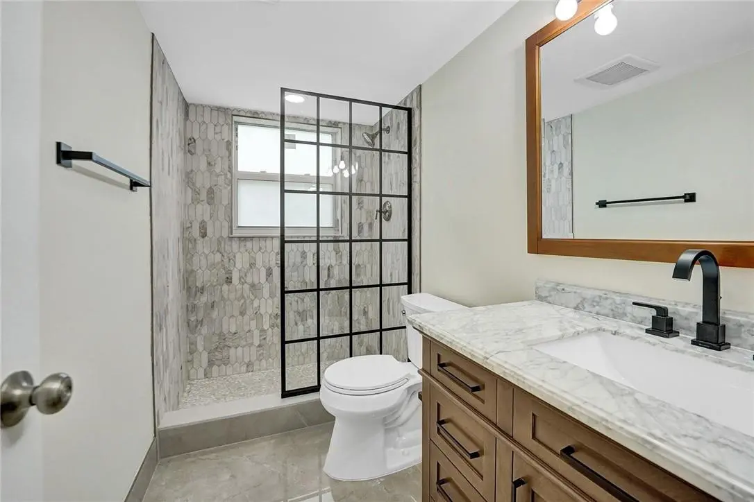 Photo 4 at 3900 Oaks Clubhouse Drive 107, Pompano Beach