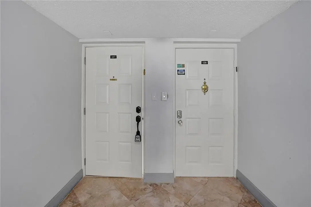 Photo 6 at 3900 Oaks Clubhouse Drive 107, Pompano Beach